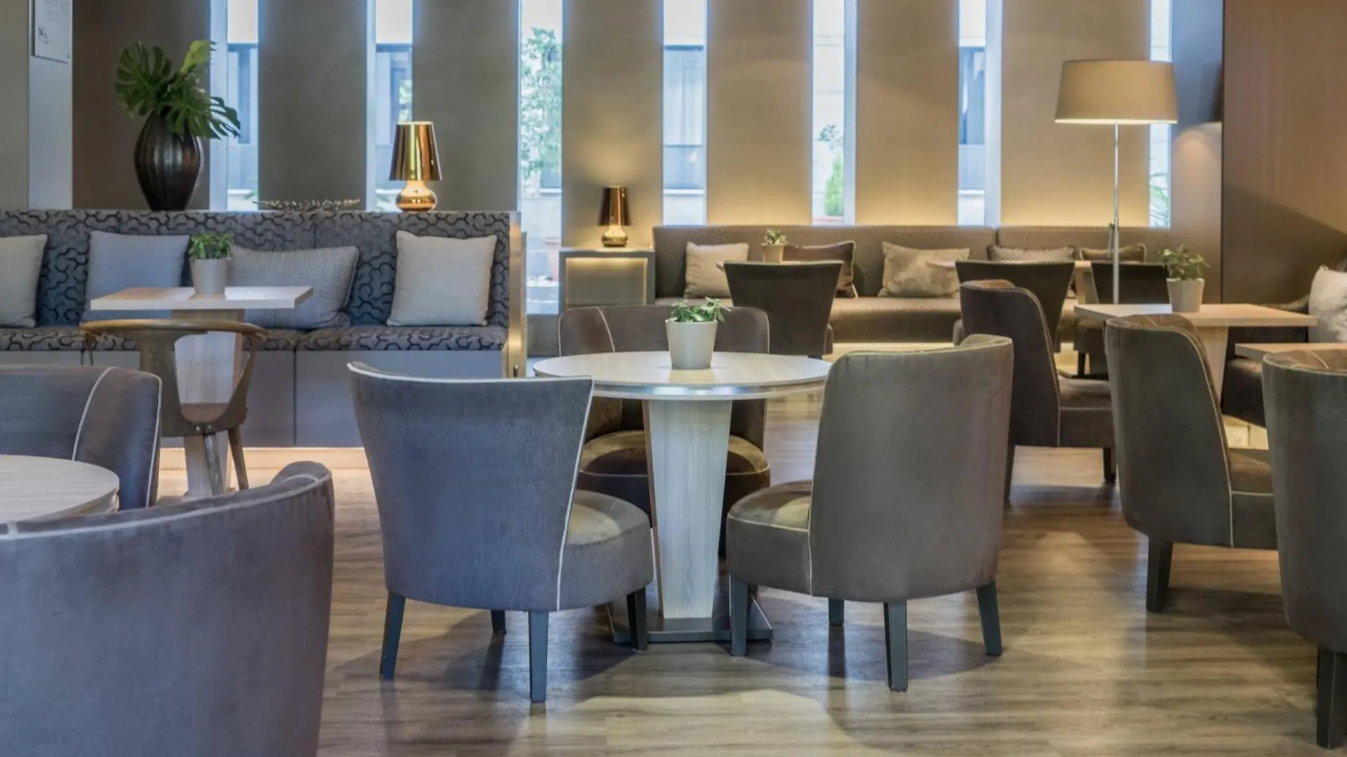 Ac Hotel Ciudad De Sevilla By Marriott 4*, Seville